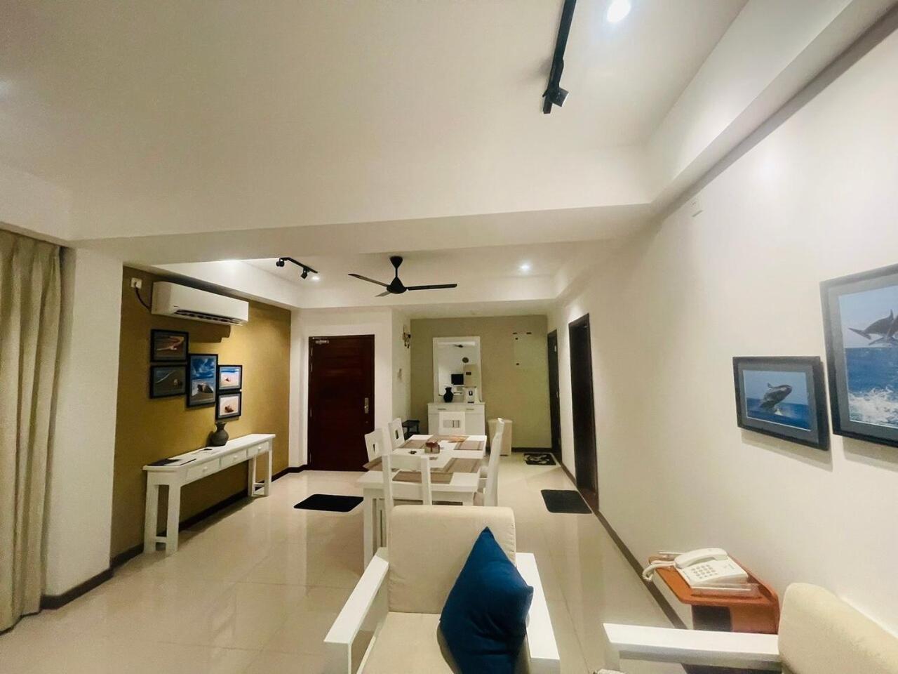 Trincomalee Ocean Front Condos Esterno foto