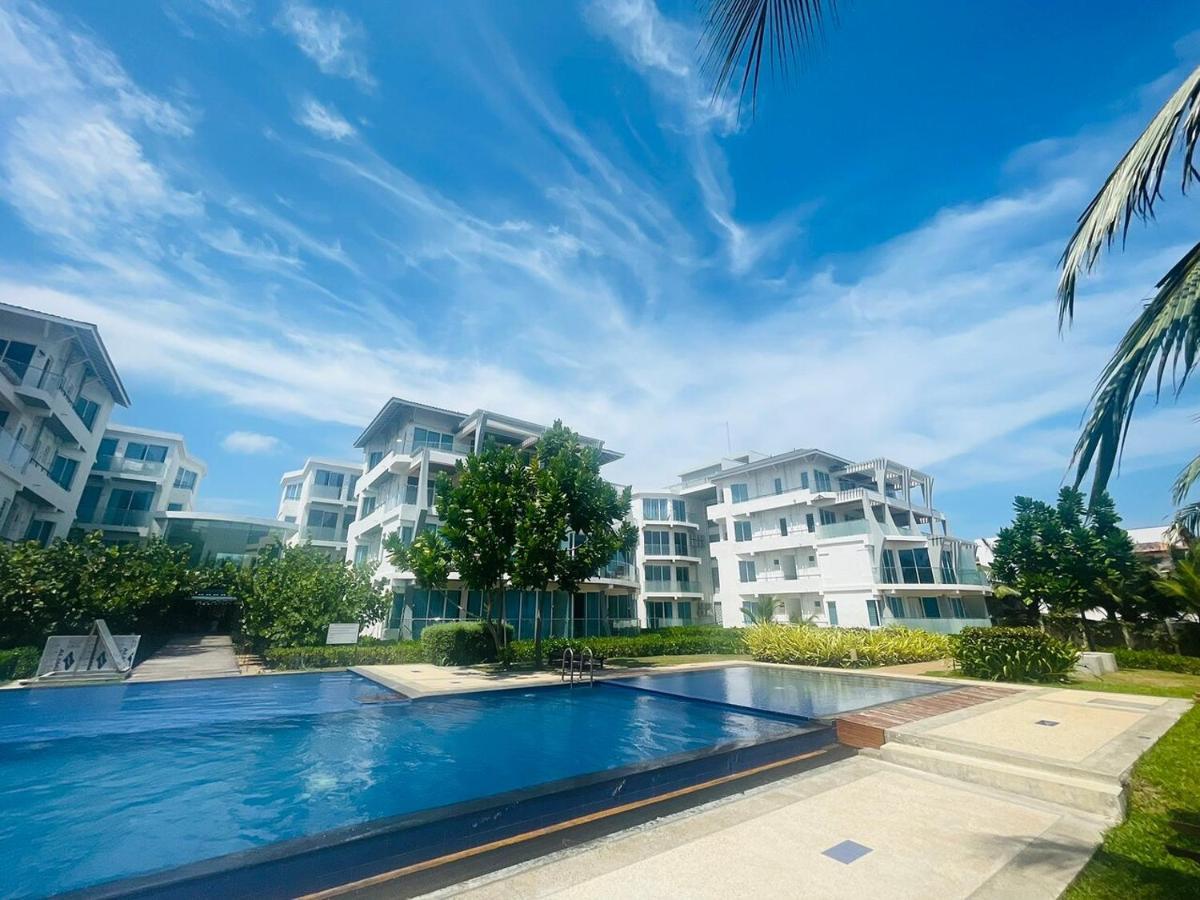 Trincomalee Ocean Front Condos Esterno foto